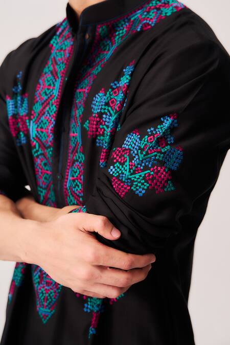 Shop_Wabi Sabi By Anshum-Ritesh_Black Chanderi Embroidery Twilight Flora Kurta And Pyjama _Online_at_Aza_Fashions