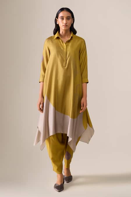 Ampm Ohad Paan Leaf Pattern Tunic & Pant Set 