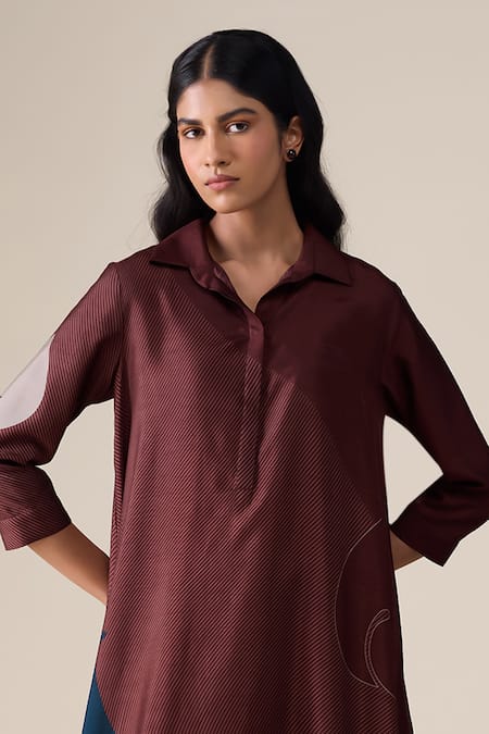 Buy_Ampm_Burgundy Silk Embroidery Collared Ohad Leaf Pattern Tunic And Pant Set 