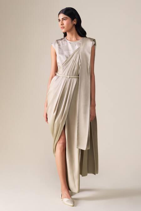 Ampm_Beige Chanderi Imara Saree Gown With Belt _Online_at_Aza_Fashions