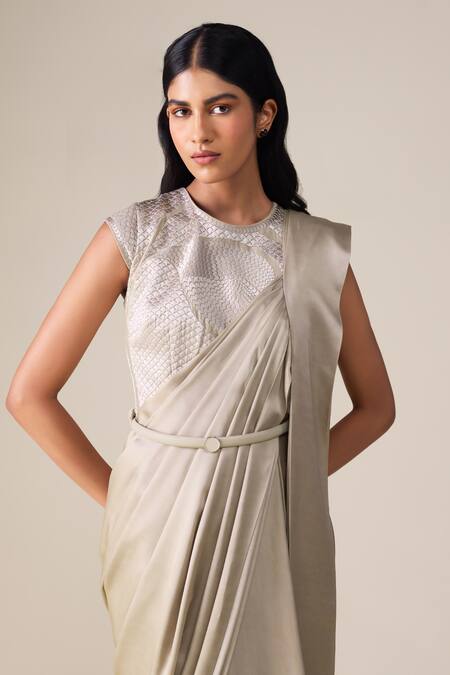 Ampm_Beige Chanderi Imara Saree Gown With Belt _at_Aza_Fashions