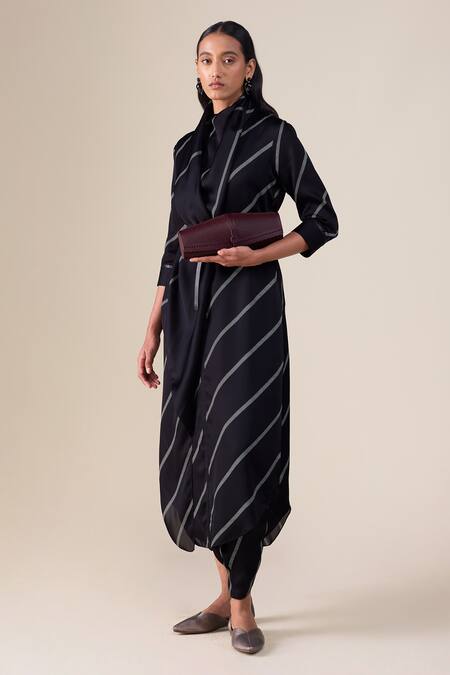 Ampm_Burgundy Cut Work Nilah Bag _Online_at_Aza_Fashions