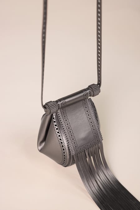 Buy Ampm Silver Fringe, Cut Work Zimri Brogue Pattern Bag Buy_Ampm_Silver Fringe, Cut Work Zimri Brogue Pattern Bag