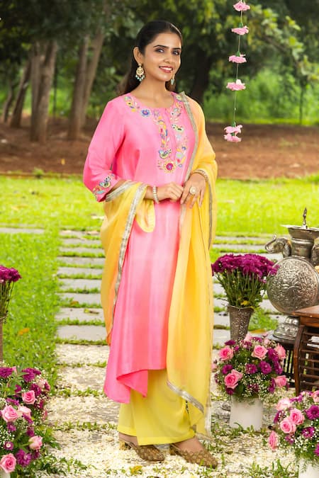Panchhi By Kanupriya Tibrewala Phool Aur Panchhi Tunic Set 