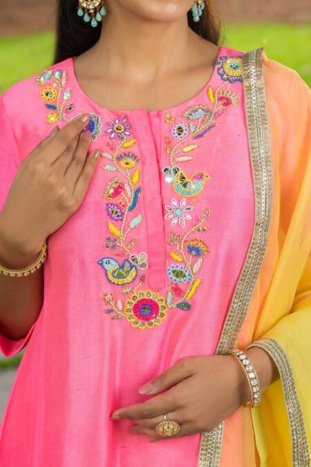 Shop Panchhi By Kanupriya Tibrewala Pink Silk Embroidery, Mirrors Round Neck Phool Aur Panchhi Tunic Set Online at Aza Fashions Shop_Panchhi By Kanupriya Tibrewala_Pink Silk Embroidery, Mirrors Round Neck Phool Aur Panchhi Tunic Set _Online_at_Aza_Fashions