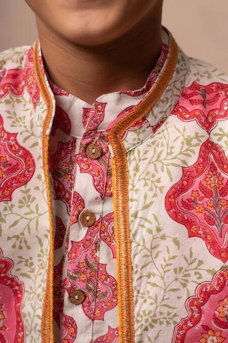 Buy_Plumcheeks_White Cotton Piping Hawa Bundi And Dhoti Pant Set _Online_at_Aza_Fashions