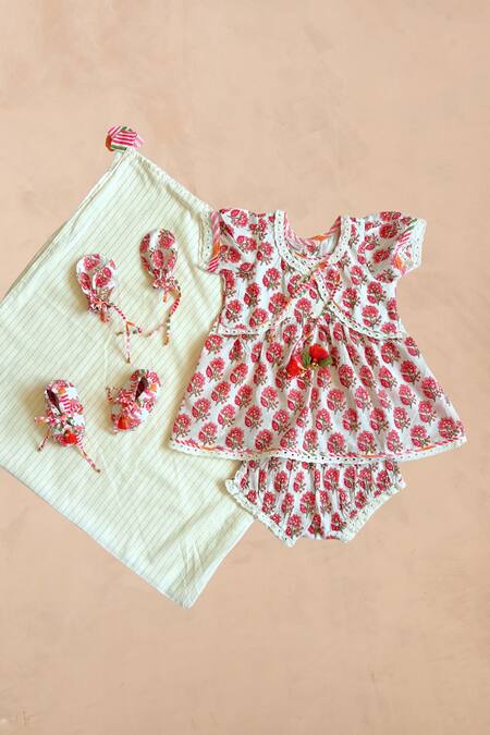 Buy_Plumcheeks_White Cotton Tassels, Lace, Embroidery, Jharokha Jamna Frock And Mittens Set _Online_at_Aza_Fashions