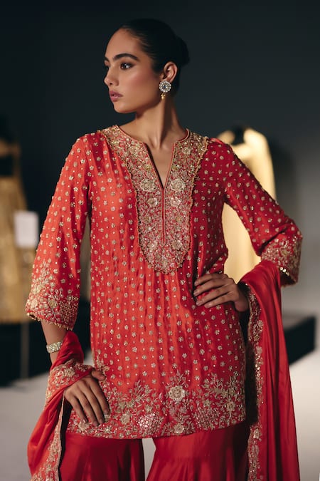 Buy_Sana Barreja_Coral Silk, Dupion Embroidery, Beads, Sequins, Zari Split Flower Ball Kurta Set _Online_at_Aza_Fashions