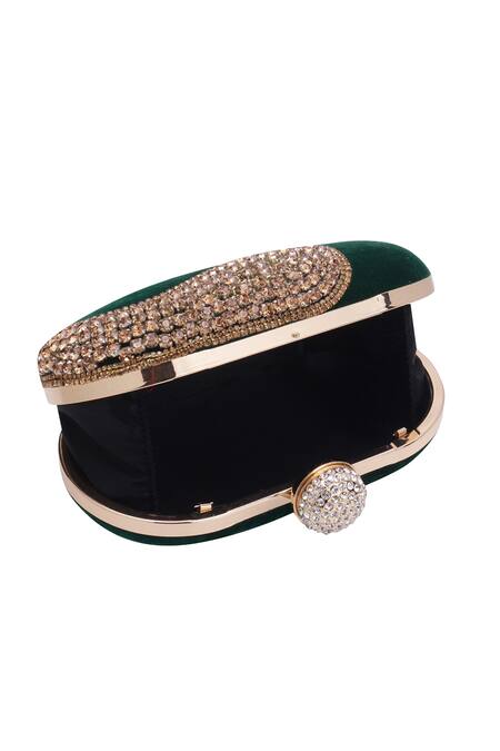 Buy Nazaakat By Samara Singh Green Rhinestones, Stones Embellished Velvet Clutch With Detachable Chain Online at Aza Fashions Buy_Nazaakat By Samara Singh_Green Rhinestones, Stones Embellished Velvet Clutch With Detachable Chain _Online_at_Aza_Fashions