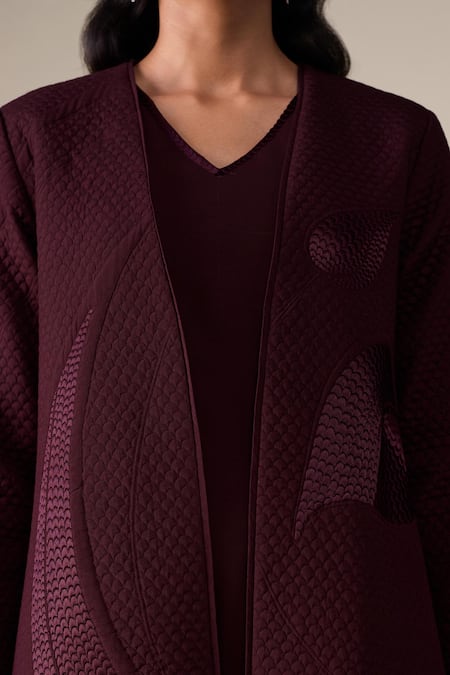 Ampm_Burgundy Shantoon Embroidery V-neck Raziya Quilted Pattern Abaya Kaftan _Online_at_Aza_Fashions