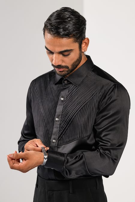 Kalpana Naik_Black Cotton Pintuck Detail Giza Shirt _at_Aza_Fashions