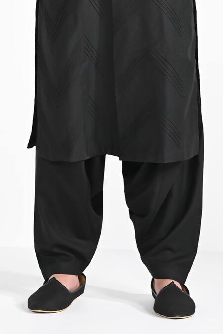 Kalpana Naik_Black Bemberg Pintucks Kurta And Salwar Set _Online_at_Aza_Fashions