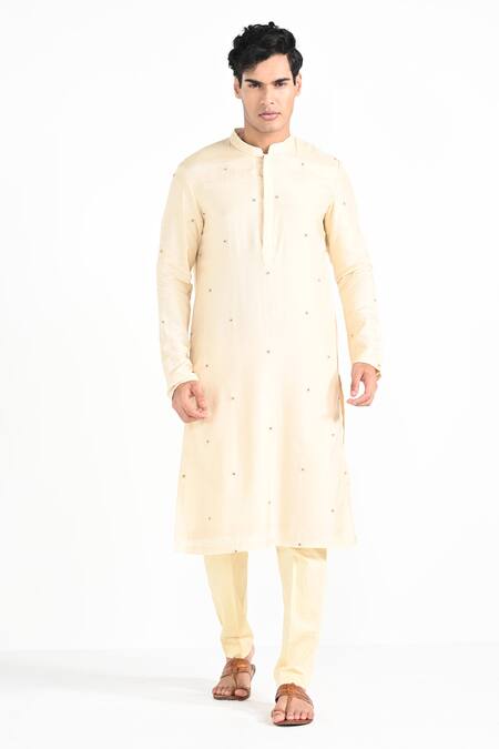 Kalpana Naik_Cream Bemberg, Silk, Cotton Embroidery Rajasthani Floral Hand Kurta Set _Online_at_Aza_Fashions