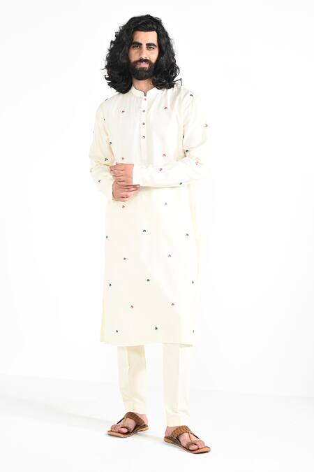 Buy_Kalpana Naik_Ivory Bemberg, Silk, Cotton Embroidery Shalimar Floral Nehru Jacket And Kurta Set _Online_at_Aza_Fashions
