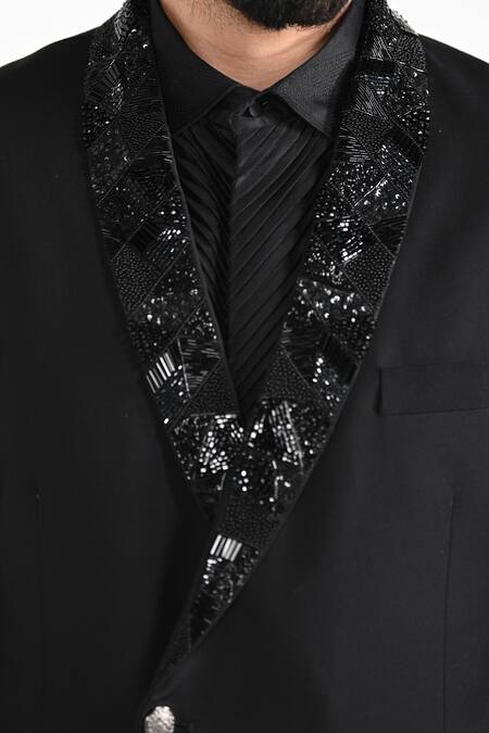 Buy_Kalpana Naik_Black Crepe Beads Asymmetrical Panel Embroidered Tuxedo Set 