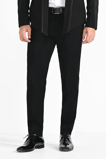 Kalpana Naik_Black Crepe Pintuck Manipulated Blazer Set _Online_at_Aza_Fashions