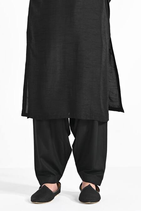 Kalpana Naik_Black Bemberg, Silk Embroidery Hand Kurta Set _Online_at_Aza_Fashions