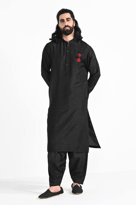 Kalpana Naik_Black Bemberg, Silk Embroidery Hand Kurta Set _at_Aza_Fashions