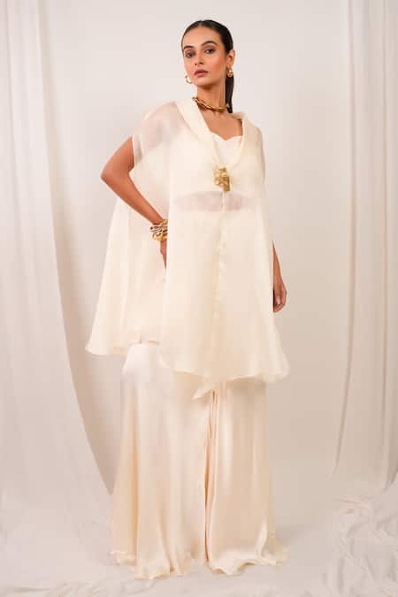 Day And Mood Organza Kaftan & Wired Blouse With Flared Pants 