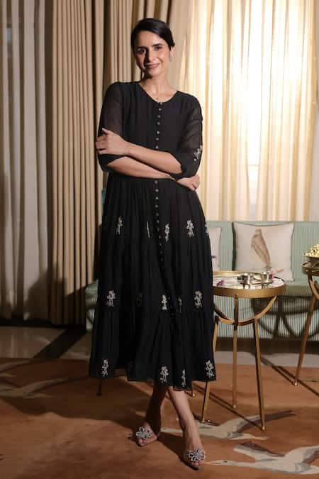 Buy_Summer By Priyanka Gupta_Black Chanderi Embroidery V-neck Tier Mul Dress _Online_at_Aza_Fashions