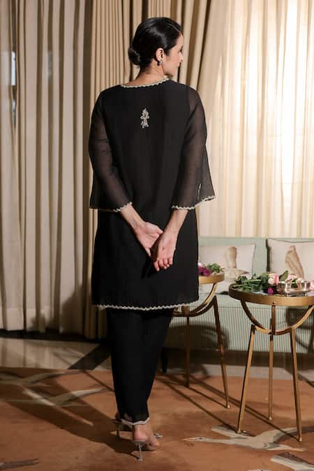 Summer By Priyanka Gupta Noor E Bow Co-ord Pant Set 