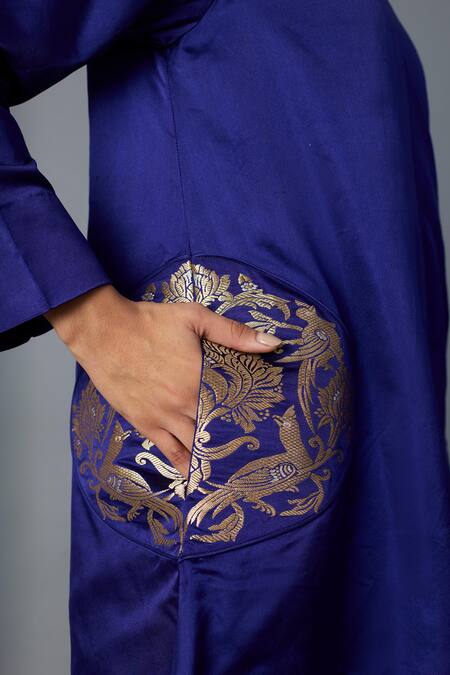 Shop_Vasstram_Blue Brocade Zari Round Neck Geet Banarasi Silk Kurta With Pant 