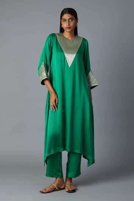 Vasstram Tikona Banarasi Tissue Panelled Kurta Set 