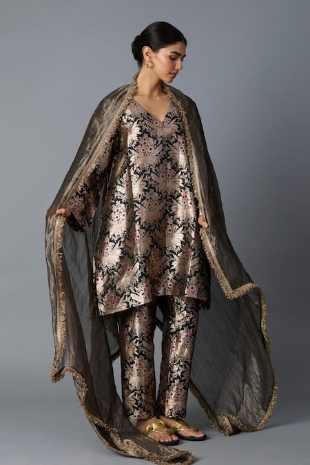 Vasstram Hazara Woven Kurta & Pant Set 