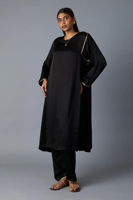 Vasstram Sabah Zari Panelled Kurta With Pant 