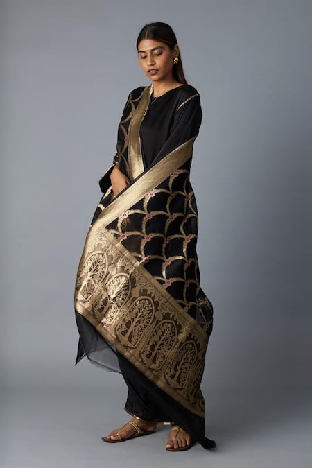 Vasstram_Black Modal, Satin Zari Round Neck Sabah Panelled Kurta With Pant _at_Aza_Fashions