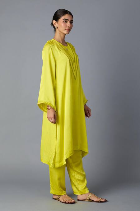 Vasstram_Yellow Modal, Satin Zari V-neck Teen Patti Panelled Kurta And Pant Set _Online_at_Aza_Fashions
