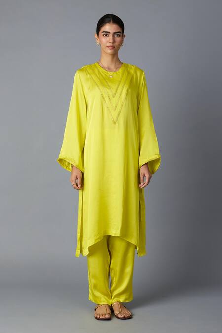Buy_Vasstram_Yellow Modal, Satin Zari V-neck Teen Patti Panelled Kurta And Pant Set _Online_at_Aza_Fashions