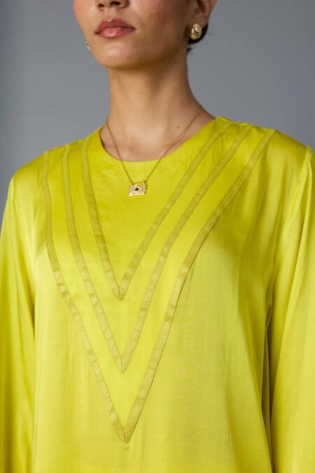 Shop_Vasstram_Yellow Modal, Satin Zari V-neck Teen Patti Panelled Kurta And Pant Set _Online_at_Aza_Fashions