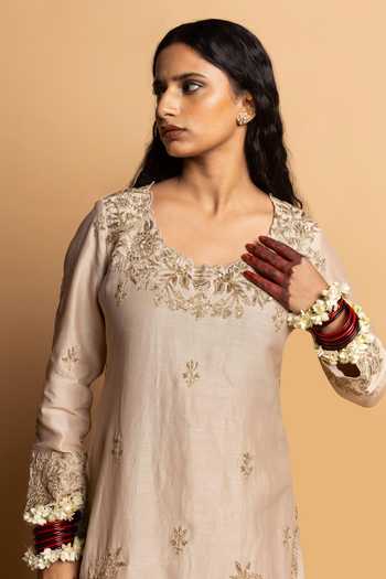 Buy Pants And Pajamas Ivory Silk, Silk, Embroidery, Zari, Lace Round Neck Kurta Set Buy_Pants And Pajamas_Ivory Silk, Silk, Embroidery, Zari, Lace Round Neck Kurta Set