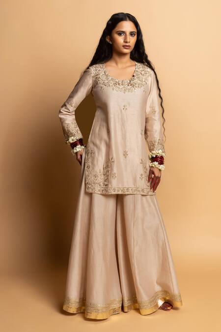 Pants And Pajamas Ivory Chanderi , Organza Embroidery, Zari, Lace Round Neck Kurta Set Online at Aza Fashions Pants And Pajamas_Ivory Chanderi , Organza Embroidery, Zari, Lace Round Neck Kurta Set _Online_at_Aza_Fashions