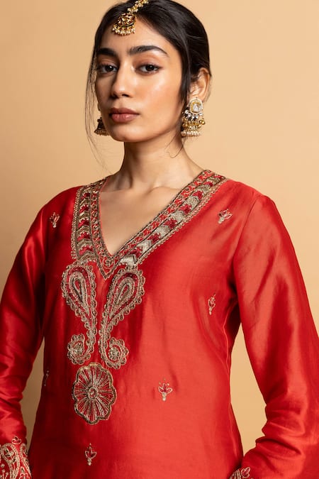 Shop_Pants And Pajamas_Red Silk, Chanderi Embroidery, Zari V-neck Hemangi Kurta 
