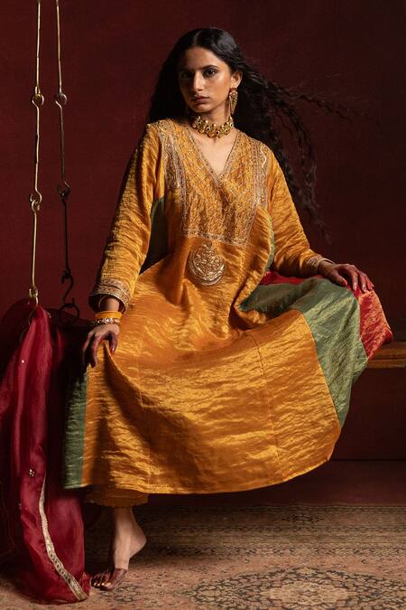 Buy_Pants And Pajamas_Orange Chanderi Embroidery, Zari V-neck Zauq Kurta 