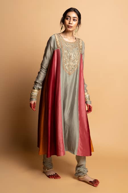 Shop_Pants And Pajamas_Gray Chanderi , Cotton, Embroidery, Zari Round Kanaklata Kurta Set 