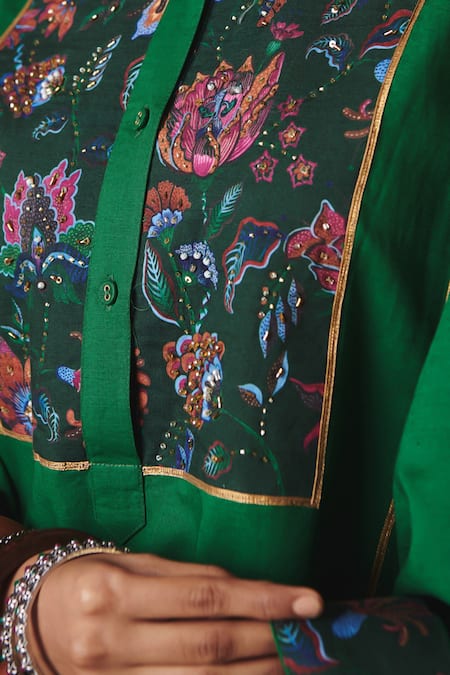 Buy_Saphed_Green Cotton, Linen Embroidery, Zari Mandarin Paan Multi-panelled Kurta Set 