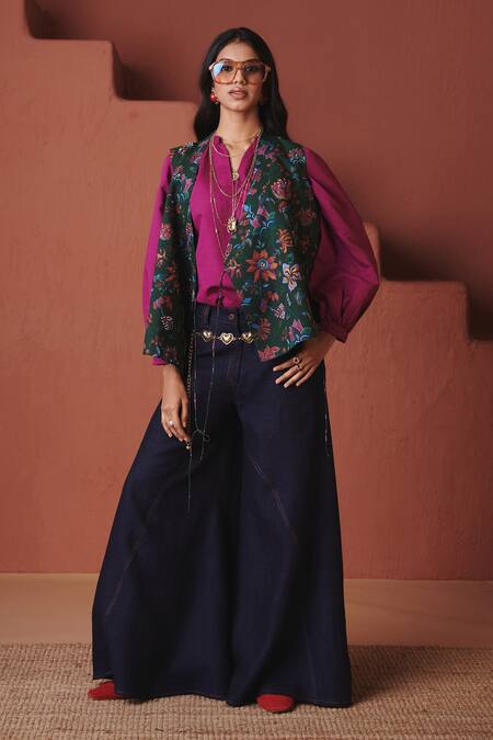 Buy Saphed Green Cotton, Linen V-neck Paan Chintz Print Wrap Waistcoat Online at Aza Fashions Buy_Saphed_Green Cotton, Linen V-neck Paan Chintz Print Wrap Waistcoat _Online_at_Aza_Fashions