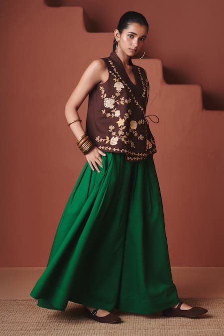 Saphed_Green Cotton, Linen Paan Multi-pleated _Online_at_Aza_Fashions