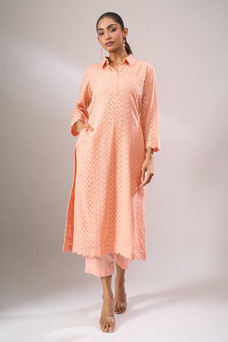 Naintara Bajaj_Peach Cotton Cut Work Collared Hakoba A-line Kurti And Straight Pant Set _at_Aza_Fashions