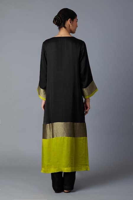 Vasstram Heena Zari Panelled Kaftan With Pant 