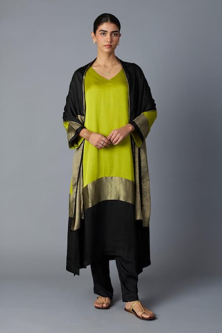 Vasstram Heena Zari Panelled Kaftan With Pant 