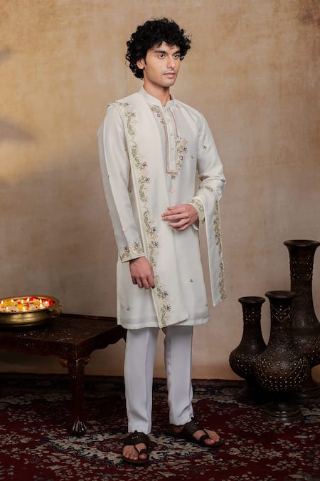 Hilo Design_Off White Silk Embroidery Geometric Symphony Kurta With Dupatta _at_Aza_Fashions
