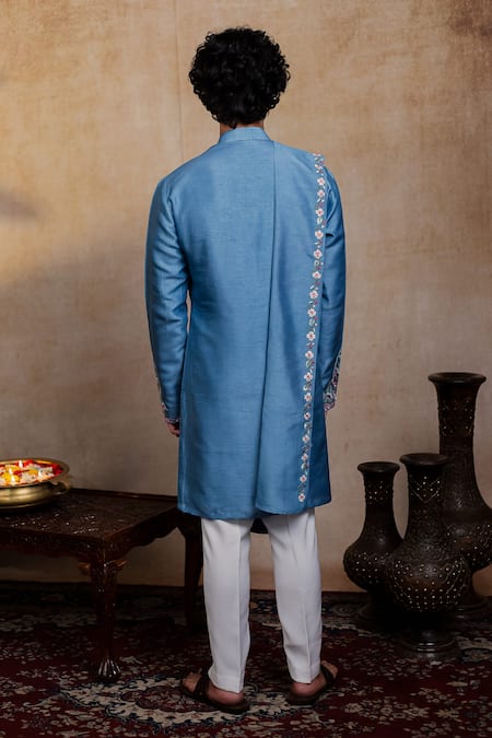 Hilo Design Varnika Embroidered Kurta With Dupatta 