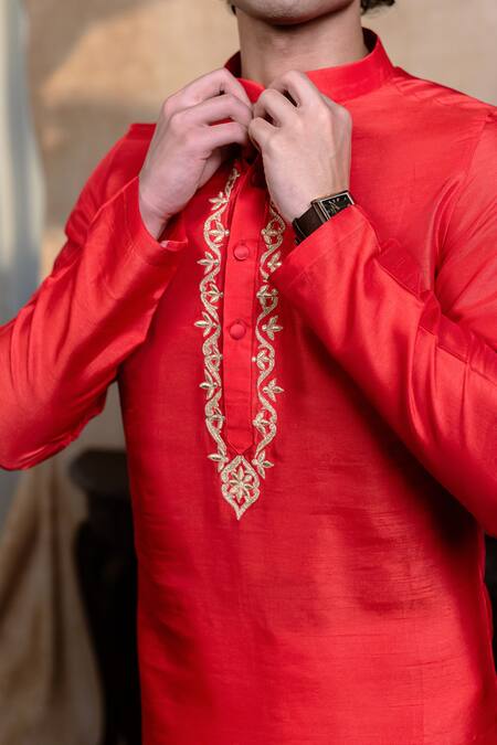 Buy_Hilo Design_Red Silk Embroidery Padma Gopala Kurta 