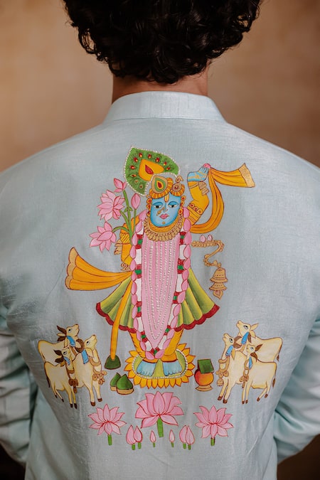 Hilo Design Vrindavan Lotus Embroidered Kurta 