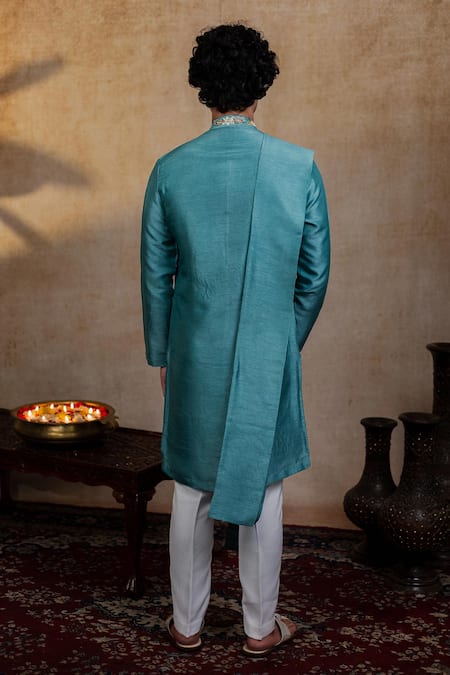 Hilo Design Regal Paisley Zari Kurta With Dupatta 