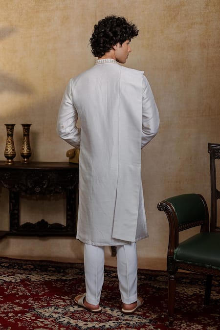 Hilo Design Mandala Embroidered Kurta With Dupatta 